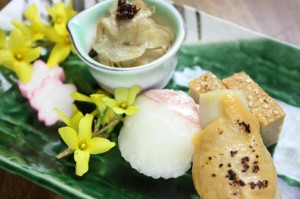 新宿で桜散りゴールデンウィークに向け居酒屋食べ歩き