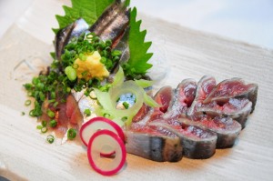 絶品！新宿個室居酒屋　はたごの備長炭で炙り焼く秋刀魚（さんま）塩焼