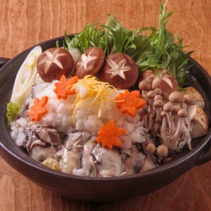 新宿居酒屋で海のミルクたっぷりの牡蠣鍋をご堪能！