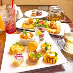 Afternoon tea set at Shinjuku Cafe