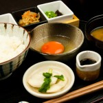 京都丹波産の卵を使った卵かけご飯朝食。
