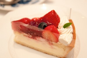 新宿西口 かどやホテル　カフェ・ラ・ヴォワ　季節限定デザートのご案内