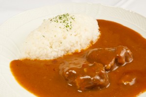 新宿カフェでカレーと日替わりランチがテェイクアウト