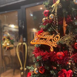 新宿西口カフェラヴォワ クリスマスの装い