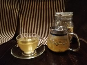 新宿　カフェで季節限定のamsu tea（アムシュティ）を