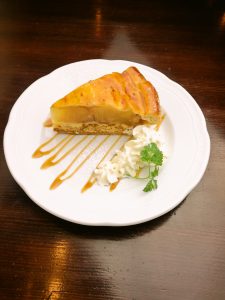 新宿カフェで美味しいケーキを