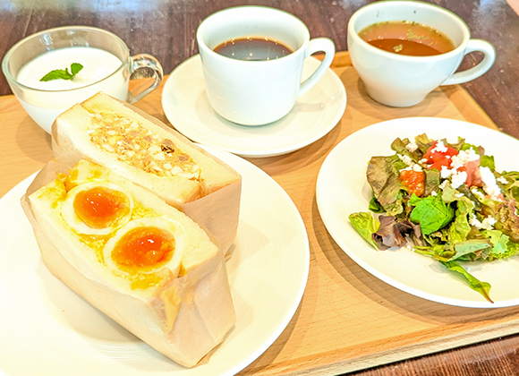 【数量限定】究極vs至高の食べ比べエッグサンドモーニング