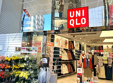 Uniqlo