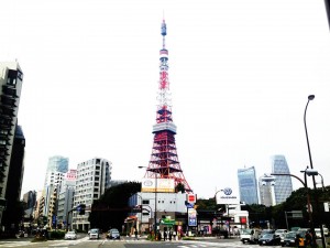 よく聞かれるスポット編～東京タワー～ 新宿駅西口から歩いて3分、かどやホテル。